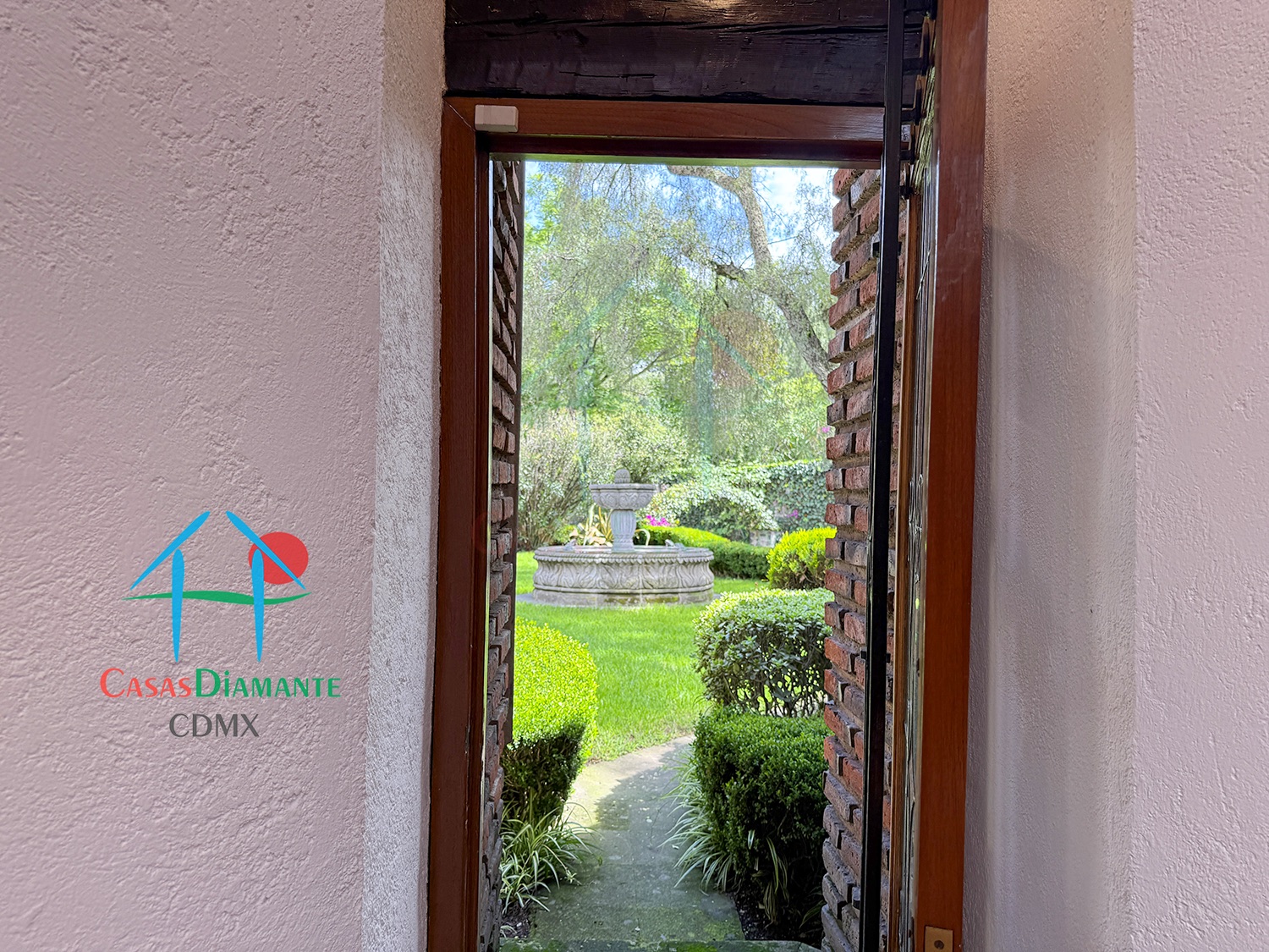 Jardines del Pedregal Casa Rana BEI - Jardín 1